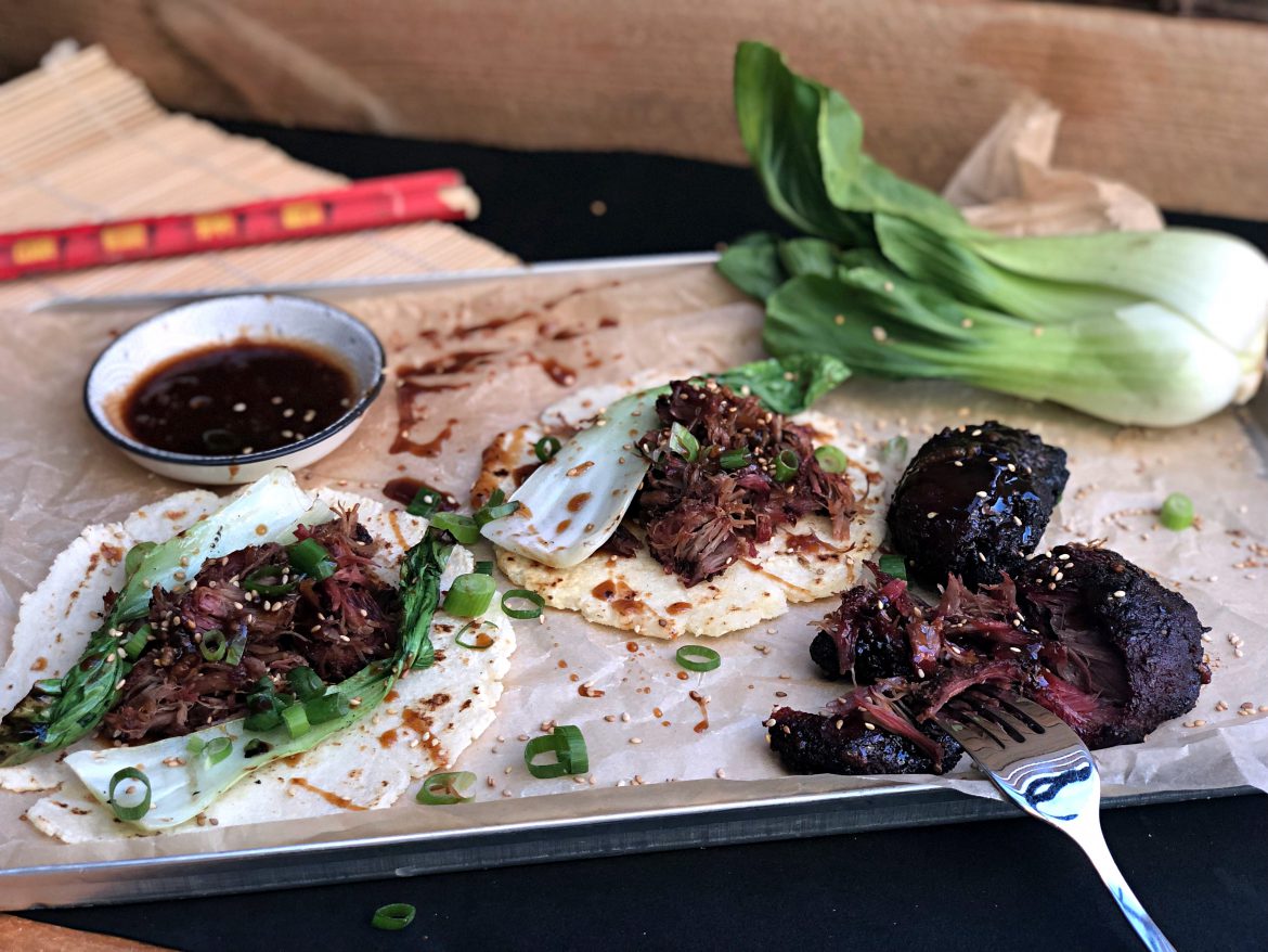 Tacos mit BBQ - Schweinebäckchen