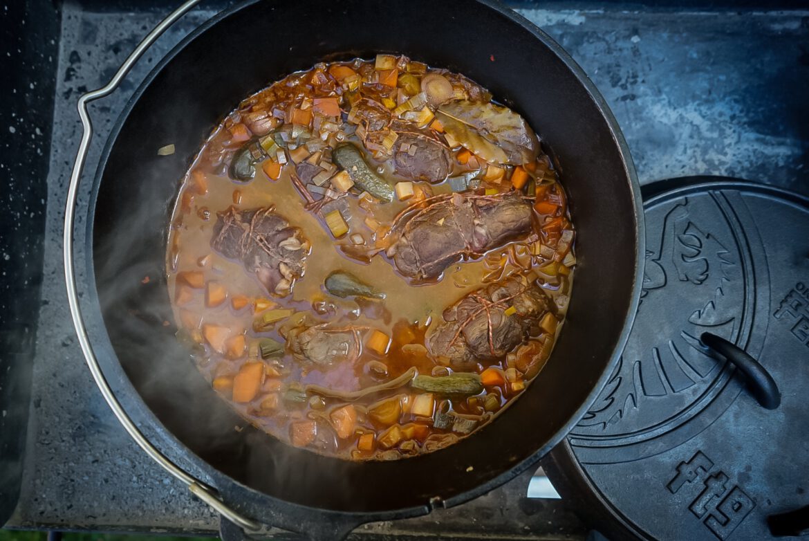Rouladen aus dem Petromax Feuertopf